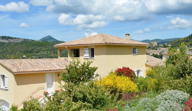 Enjoy Provence around Mont Ventoux for biking and/or hiking