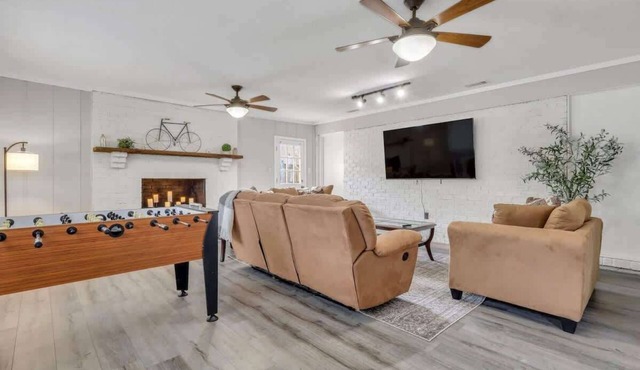 Enjoy Savannah 4BR w/King Bed