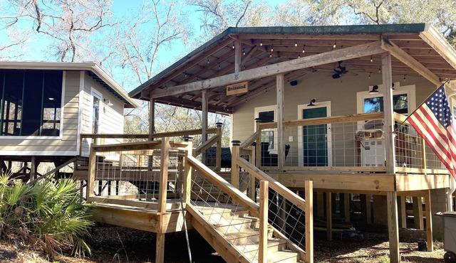 Enjoy semi-seclusion on the beautiful Suwannee River