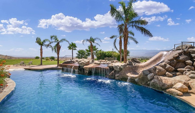 Enjoy Spectacular 360 Views while creating unforgettable memories after Golfing