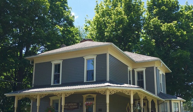 Enjoy Tappan Lake in 1860’s Victorian Home in quaint Deersville