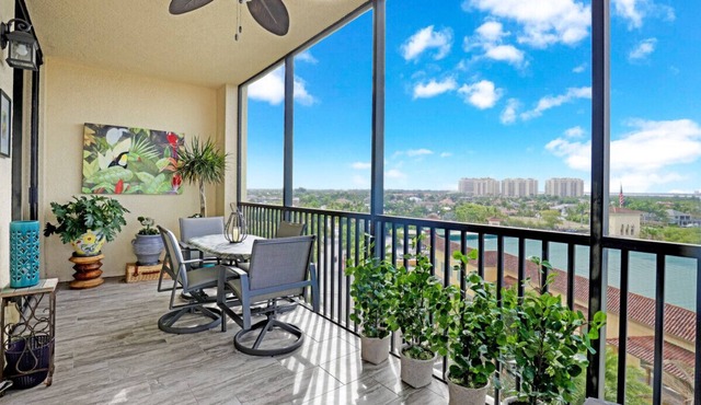 Enjoy the AMAZING Gulf Views in this Luxury 3 Bedroom 2 Bedroom Condo