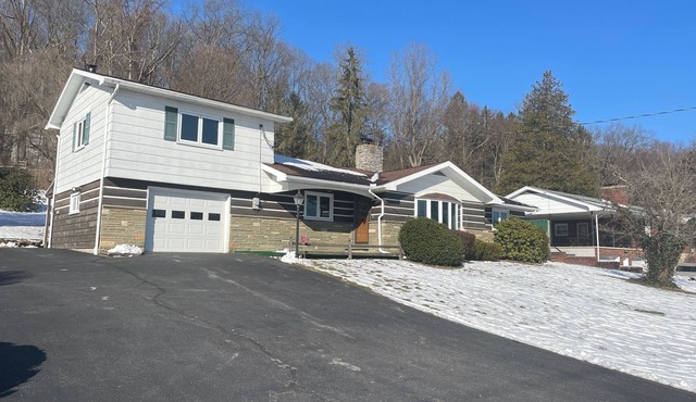 Enjoy the best of Central Pennsylvania, Raystown Lake, and Happy Valley.