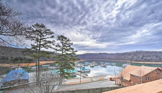 Enjoy the breathtaking views, within walking distance to Flat Hollow Marina!
