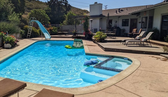 Enjoy the Central Coast this Summer! Beautiful large home with private pool.