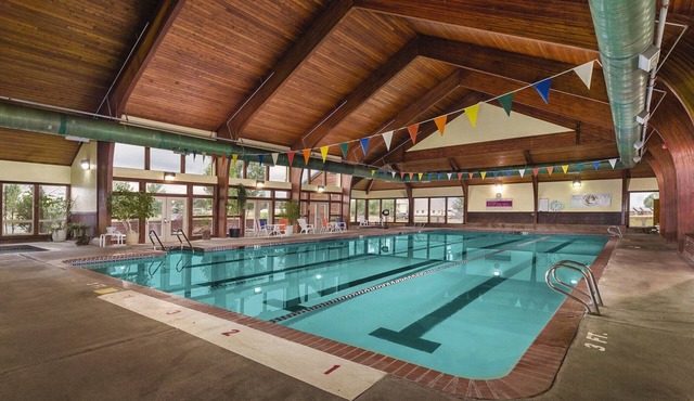 Enjoy the Crisp Mountain Air on the Pinon Lake w/Golf, hiking, skiing, riding and fishing