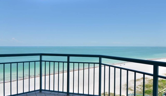 Enjoy the Gem of Clearwater/Sandkey Beachfront Luxury Condo