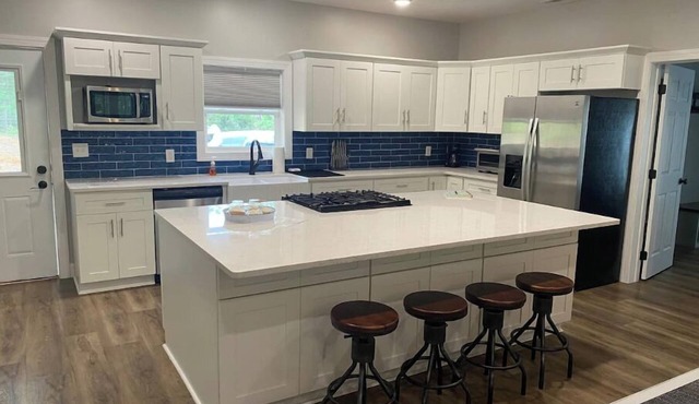 Enjoy "The Lake Life" at Kentucky Lake!