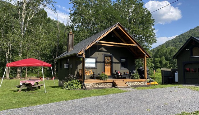 Enjoy the mountains, fishing, a camp fire and much more!