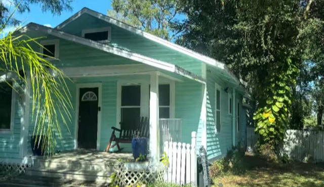 Enjoy the Pleasures of Historic Downtown Dade City