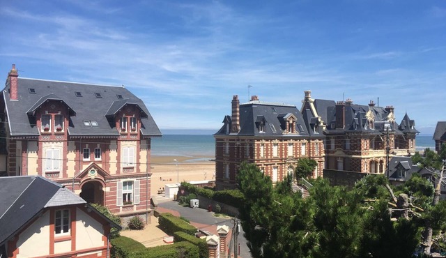 ENJOY THE UNIQUE EXPERIENCE OF BELLE EPOQUE VILLAS!
