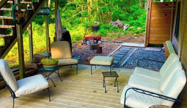 Enjoy the water and the woods on Kangaroo Lake in Baileys Harbor, WI.