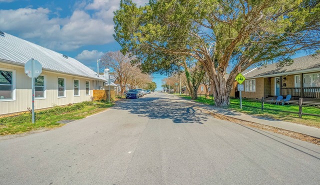 Enjoy this charming & updated Virginia Beach/Chics Beach unit steps to the beach