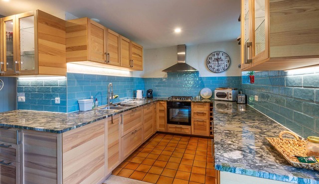 Enjoy tranquility, charming living and lush nature in this beautiful mill complex.