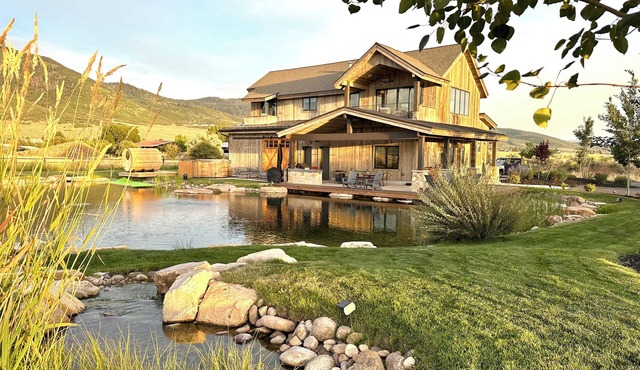 Enjoy Tranquility & Serenity. Barnhouse at Twilight Moon Ranch.nNear Park City