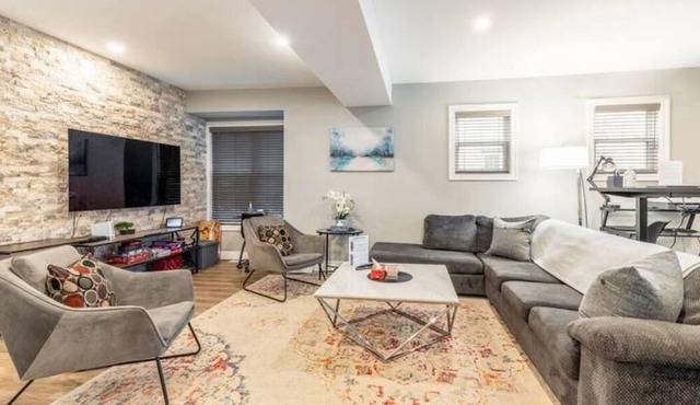 Enjoy unique value and luxury for groups in downtown Windsor