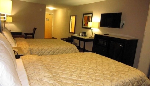 Enjoy Continental Breakfast at the Red Carpet Inn and Suites Monmouth | 4 Units