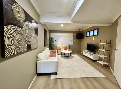 Enjoy your Exclusive Pool between BNE Gold coast