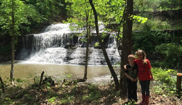 Enjoy Your Own Private 17 Acre Lake At The Taylor Lodge