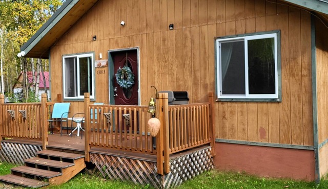 Enjoy your stay at the Grizzly Inn in the quaint community of Willow Alaska!
