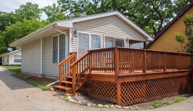 Enjoy Your Vacation On Lake Pistakee Of The Chain