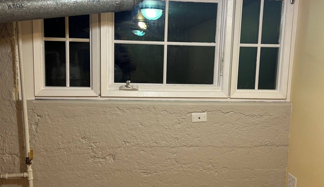 Enjoyable 1-bedroom apartment in tranquil Oregon City neighborhood