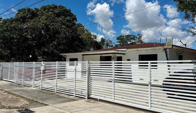 Enjoyable 2-bedroom apartment with AC in vibrant Miami
