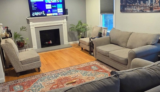 Enjoyable 3-bedroom townhome with AC in charming Bridgewater