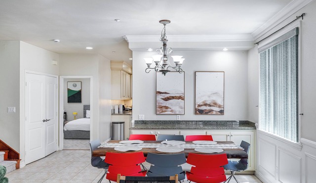 Enjoyable 4-bedroom 4 Full Bath 3 Car garage house in Monterey Park near DTLA
