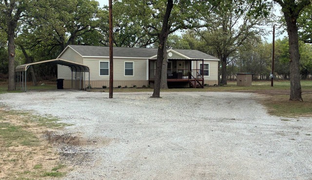 Enjoyable 4-bedroom house with AC in charming Baird