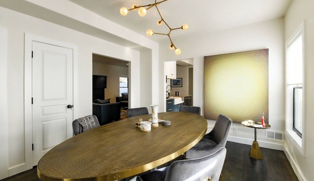 Enjoyable 4-bedroom modern farmhouse in adorable Jackson neighborhood