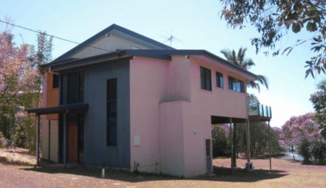 Enjoyable house with AC in Russell Island - 3 bedrooms, access to the water.