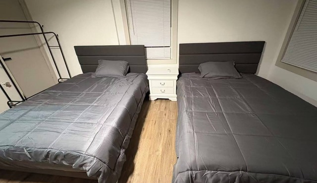 Enjoyable pet friendly house in Sugar Land