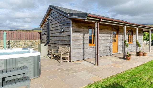 Enlli Lodge in the beautiful Barmouth