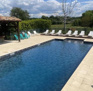 Ensemble 7 gîtes avec Piscines 50 couchages, Les Naudines Cottages