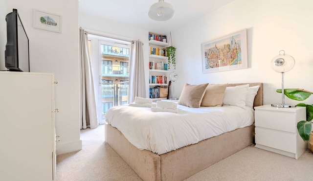 Ensuite, Clapham, Full Kitchen, Self Check-In