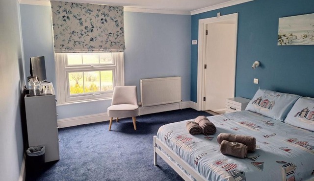 Ensuite Double Room with Countryside Views