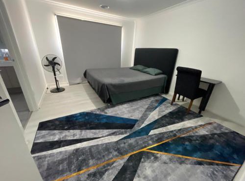 Ensuite room in Mount Duneed