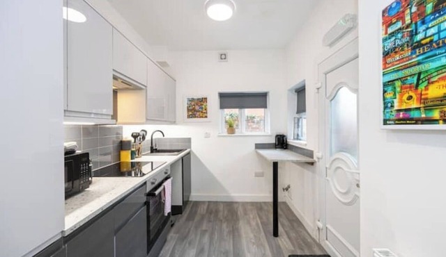 Ensuite Rooms w/Kitchen Access by Irwell Stays