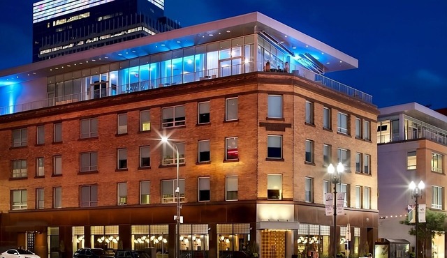 Ensuring a Very Comfortable & Memorable Stay! 2 Modern Units, Pet-friendly!