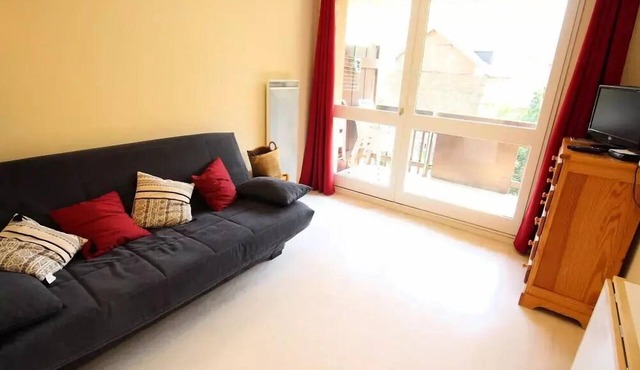 Entecade Residence - LUCHON - 2 PARTS WITH SOUTH BALCONA AND SUPERBE SIGHT ON MONTAGNES