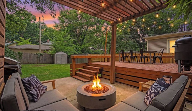Entertainer - Brookside + Walkable + Firepit