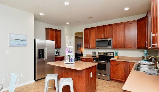 Entertainer Dream-Game Room, WPAFB, Downtown