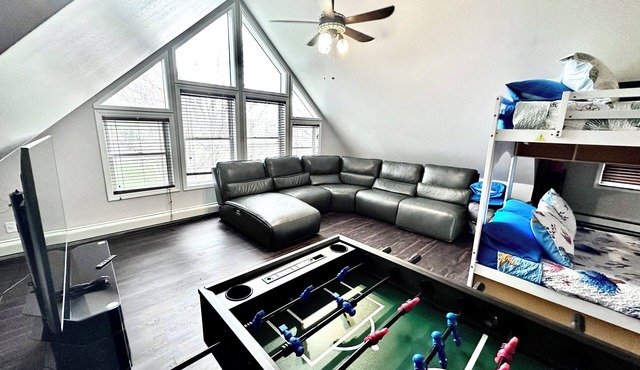 Entertainment-Packed Stay for Families! Treats, Arcades, Games & Playground