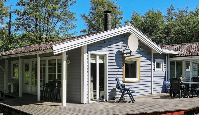 Enticing Holiday Home in Hadsund with Swimming Pool