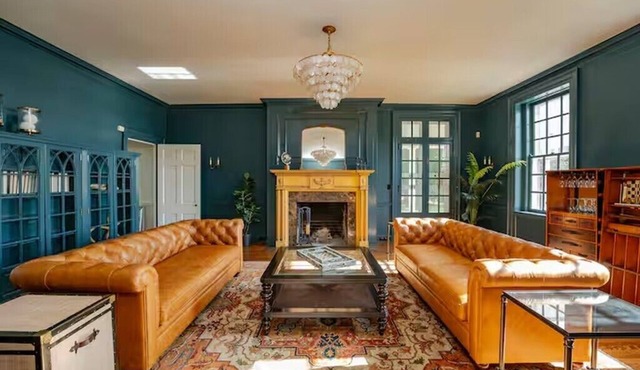 Entire 12BR Historic Mansion on 400 Acre Waterfront Estate + Winery Nearby