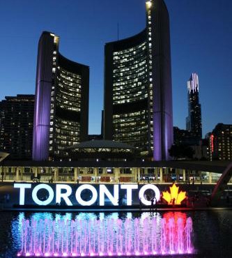 Entire 1BR Easter Escape - Walk to CF Toronto Eaton Centre Yonge Dundas Square Prime Downtown