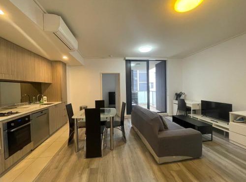 Entire 2 bedrooms Security Apartment