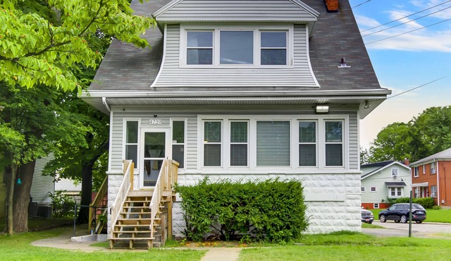 Entire 2 story home w/ RV Parking