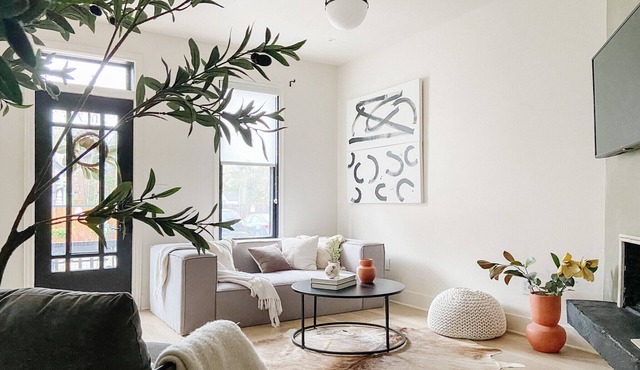 Entire 2-Unit Duplex in Charming German Village: Sleeps 10, Walk to All